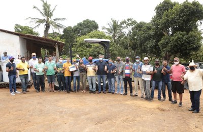 Codevasf realiza entrega de equipamentos para agricultores familiares de São Sebastião