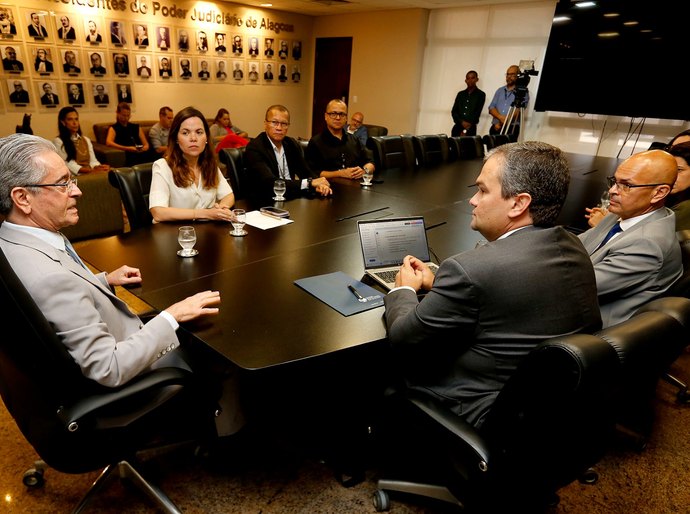 Presidente Fábio Bittencourt destaca avanços no cumprimento de atos processuais em Alagoas