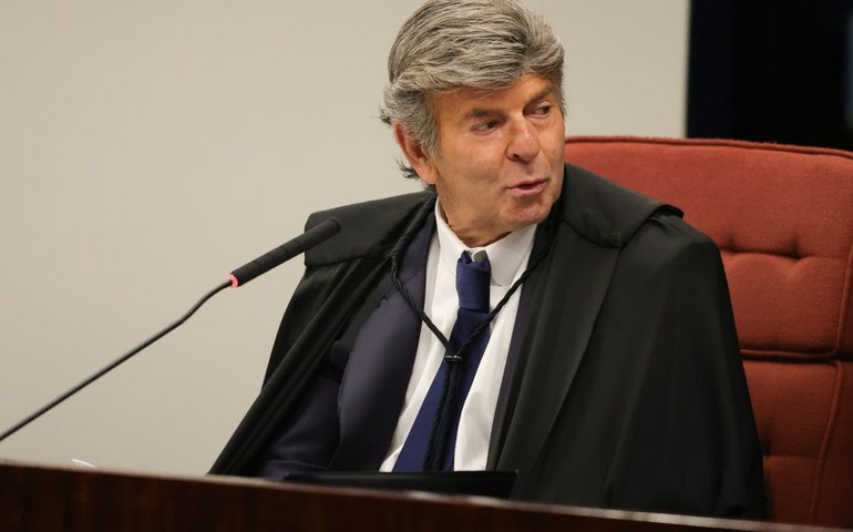 Fux vota para anular ação penal sobre golpe por cerceamento de defesa