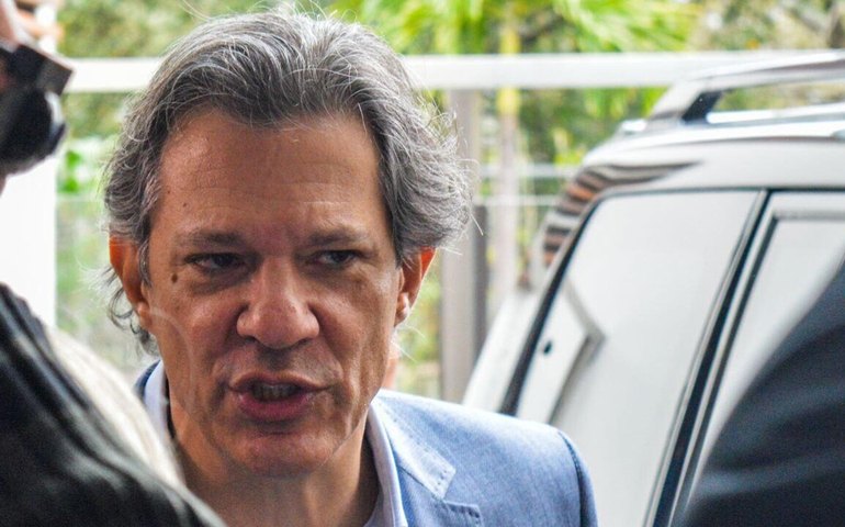 Haddad mostra confiança sobre novo IR no Congresso: 'nem a direita terá argumento para não aprovar'