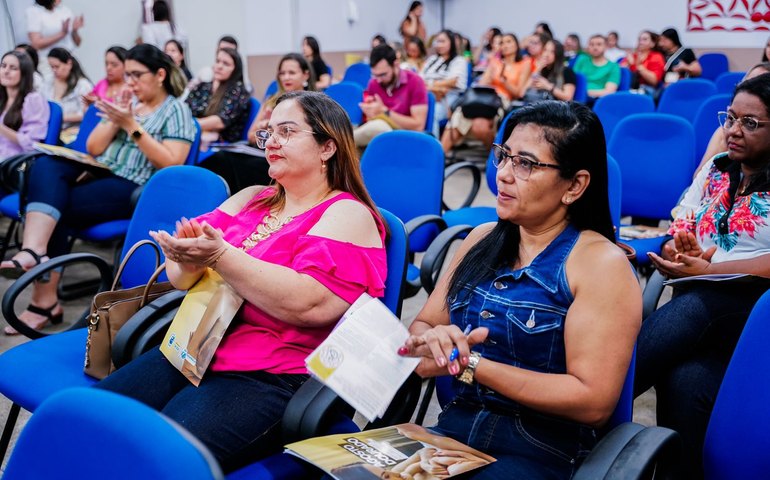 Agosto Dourado: Banco de Leite promove curso de capacitação para manejo da amamentação