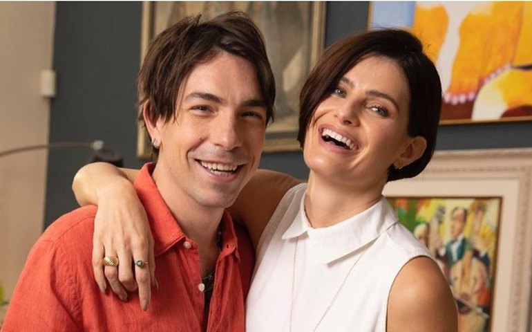 Isabeli Fontana diz que Di Ferrero 'é o NX Zero' e é acusada de diminuir integrantes