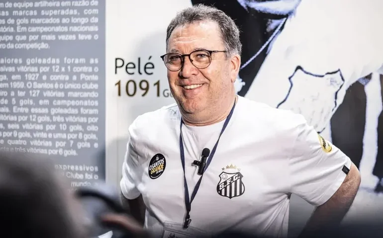 Presidente do Santos mantém sonho de contratar Gabigol e mira Tiquinho Soares