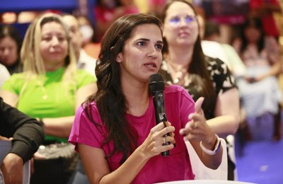 ‘Precisamos saber atuar quando uma mãe entrega voluntariamente o filho’, disse conselheira tutelar