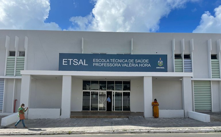 Etsal/Uncisal e Fiocruz Brasília abrem inscrições para banco de currículos de educadores