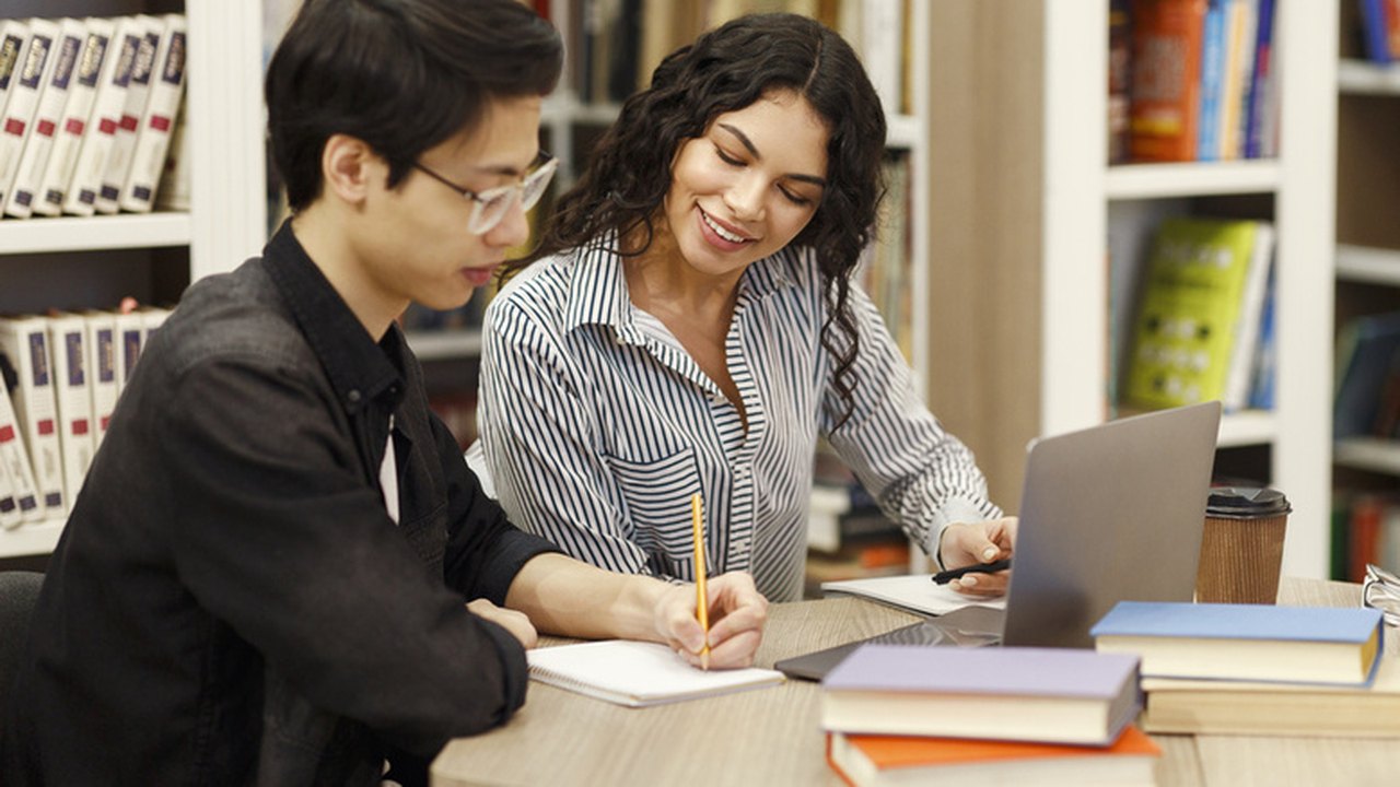 Cursos a distância têm maior número de adeptos nos últimos anos, aponta pesquisa