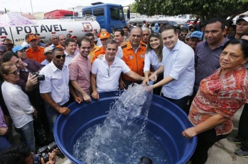 Renan Filho lança maior programa de enfrentamento à estiagem em Alagoas