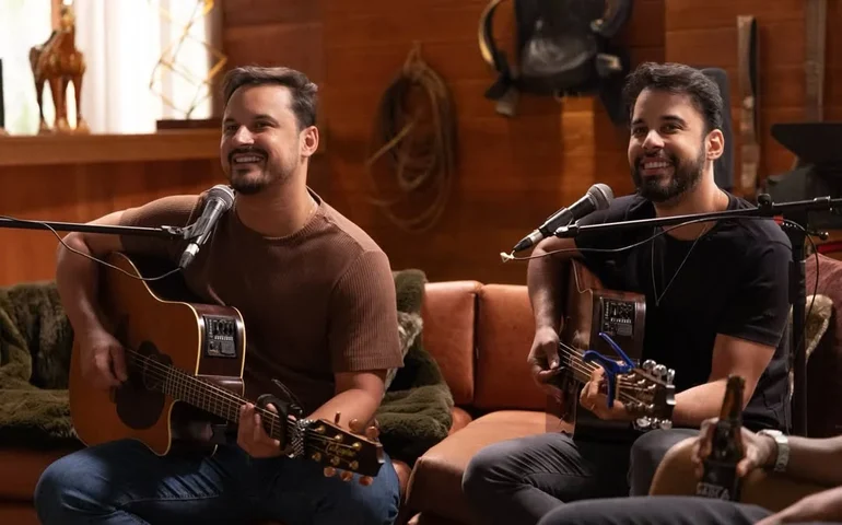 Clayton & Romário estreiam como atores em Coração Acelerado