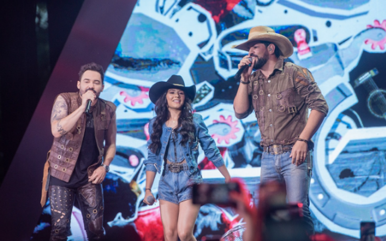 FeS lançam álbum com destaque para feat. com Fiorella