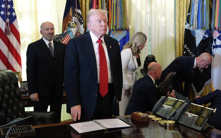 Generais dos EUA temem que Trump possa desencadear guerra nuclear, afirma professor