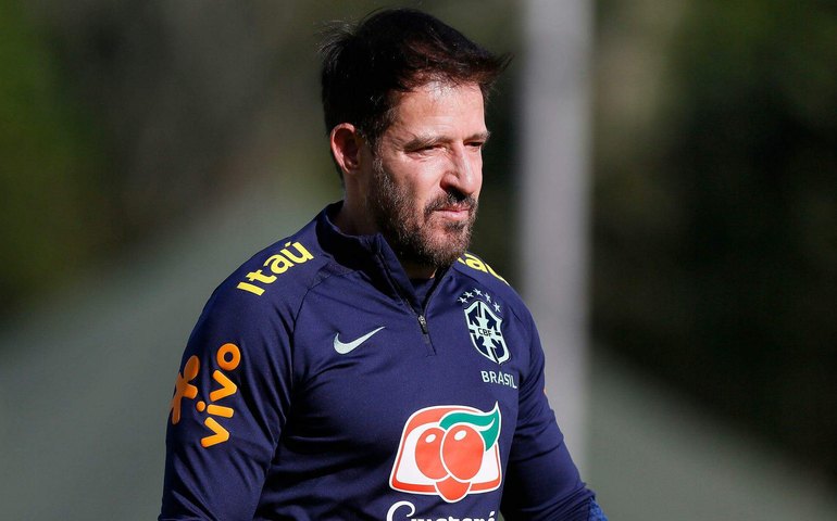 'Seleção mostrou evolução', elogia Ramon, após 2 a 0 sobre Colômbia