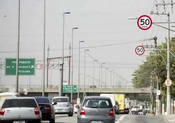 Após movimentação do solo, Sabesp adia liberação da Marginal Tietê