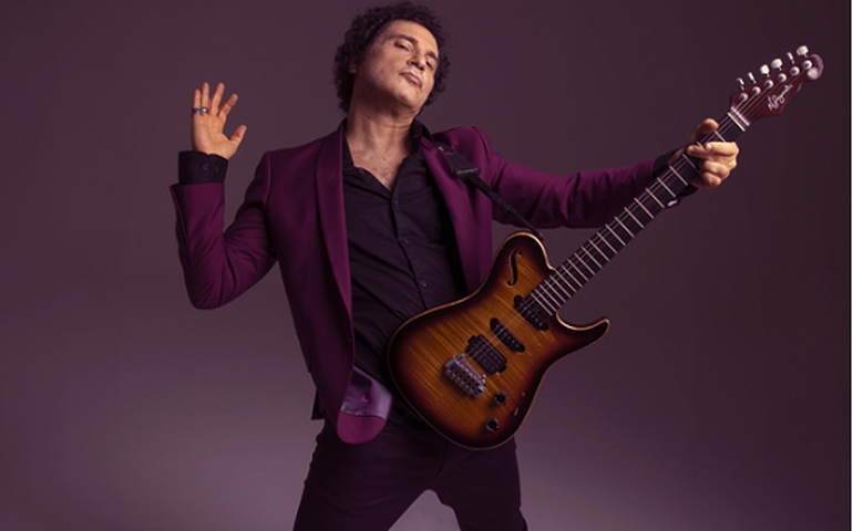 Frejat leva novo show ao palco do Circo Voador