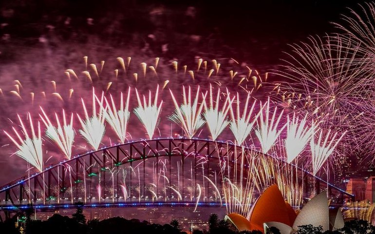 
Já é Ano Novo na Nova Zelândia e na Austrália; veja vídeos e fotos