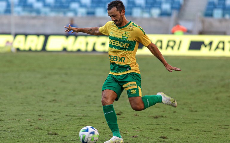 Cuiabá e Bahia empatam na Arena Pantanal e continuam próximos da zona de queda do Brasileiro