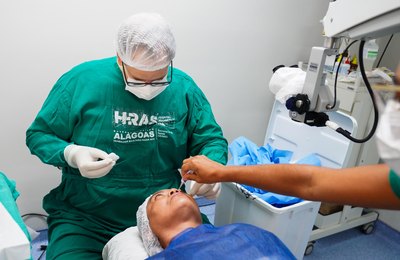 Hospital Regional do Alto Sertão realiza 686 cirurgias oftalmológicas pelo Programa Ver Melhor
