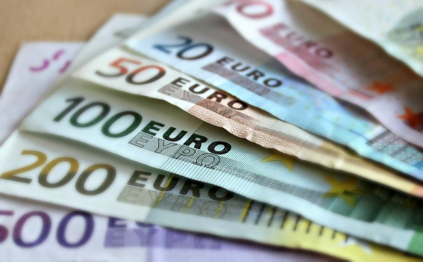 Taxa anual do indicador CPI acelera a 3% em agosto na zona do euro
