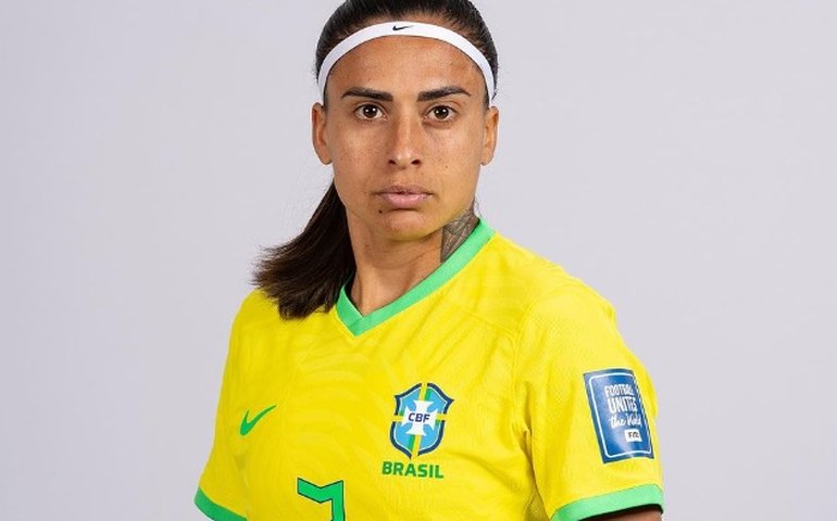 Andressa Alves diz que o Brasil continua sendo favorito contra Jamaica