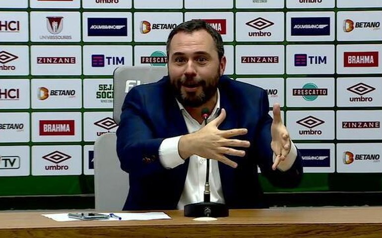 Presidente do Fluminense não vê conflito de interesses em ida de Diniz à seleção: 'Ele é ético'