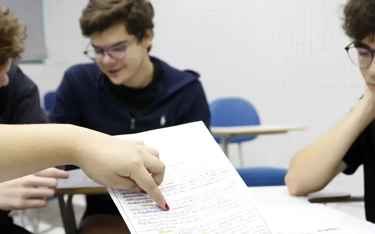 Redação da Fuvest cobrará novos gêneros textuais