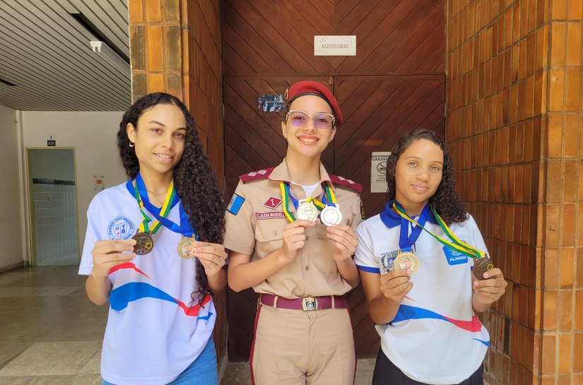 Alagoanas ampliam participação feminina na premiação da Olimpíada Brasileira de Física das Escolas Públicas