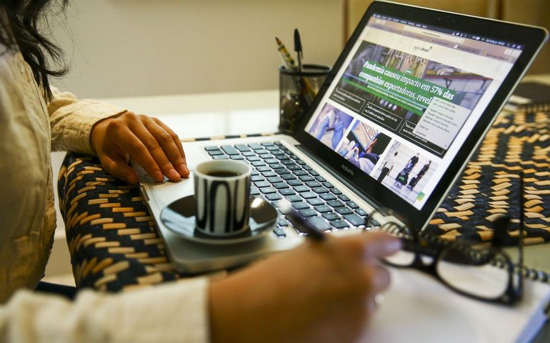 Mulheres líderes relatam desafios na busca por equidade na carreira