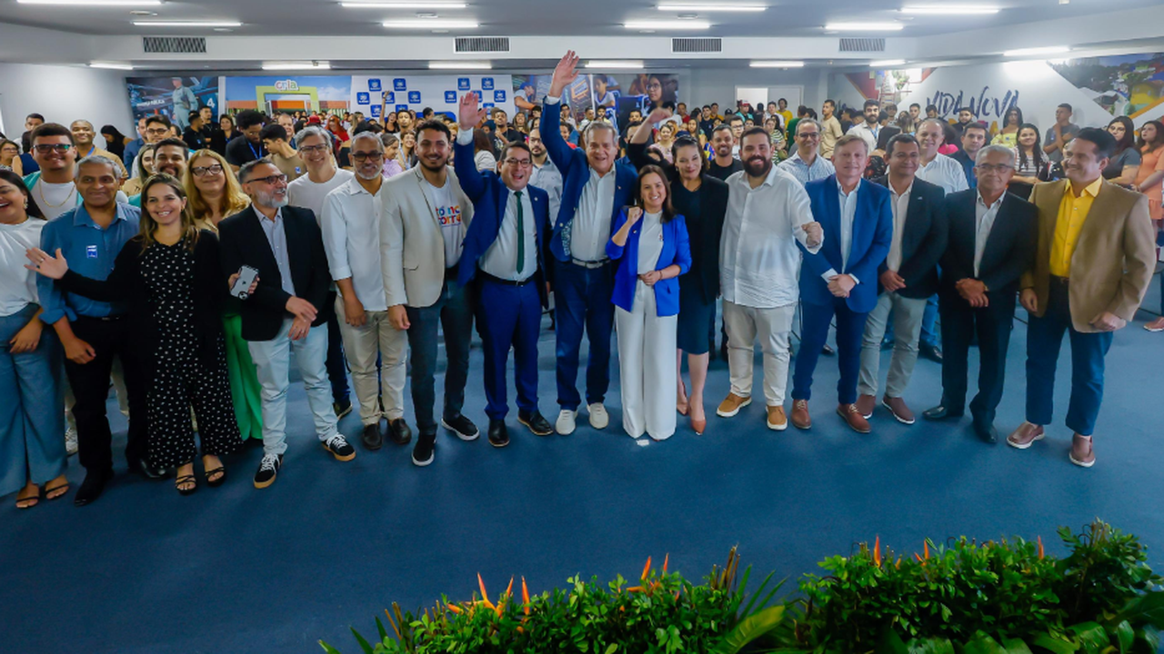 Governo do Estado lança Data Jovem e o programa Tô No Corre, com bolsas de R$ 400