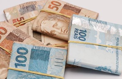 De onde vem o 'dinheiro do crime' pago para os advogados?