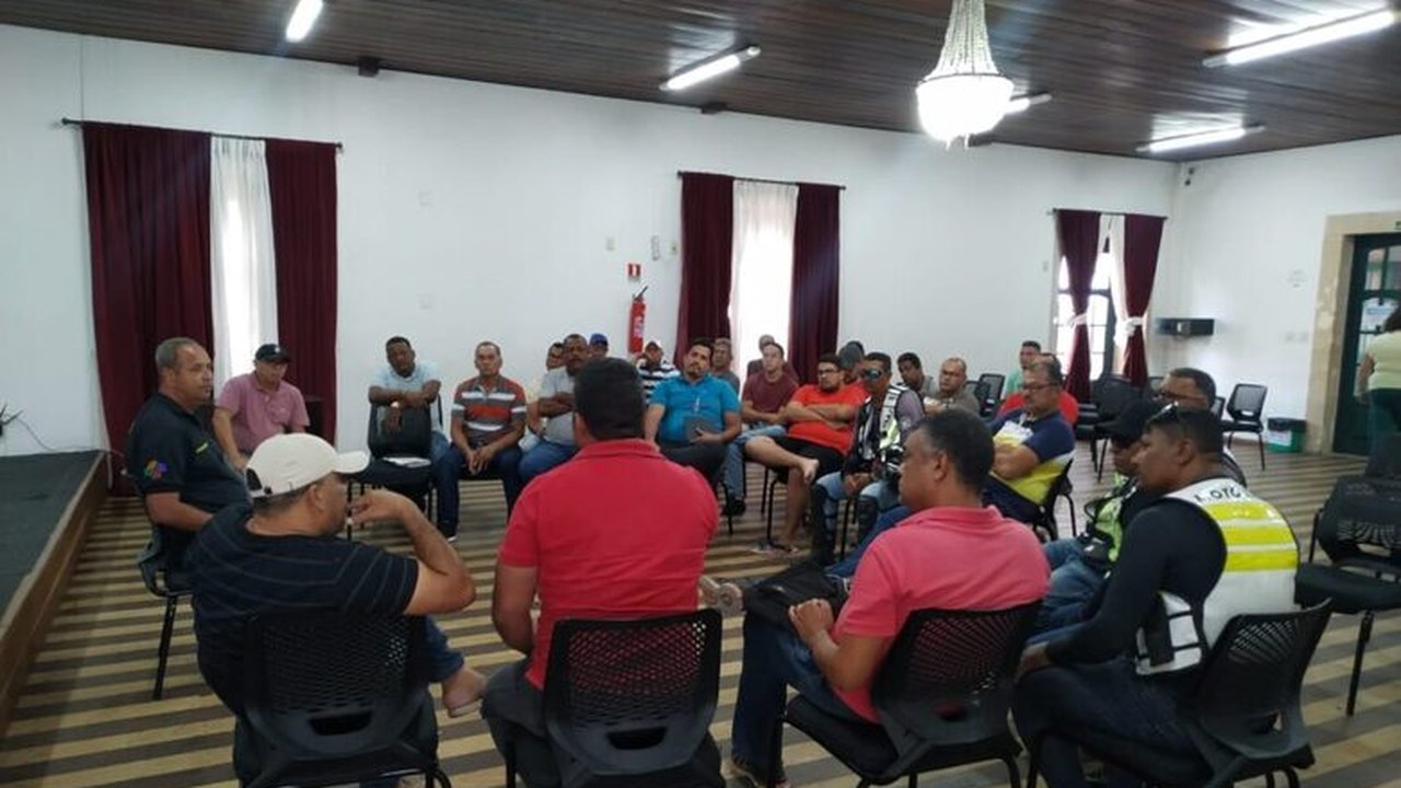 SMTT orienta sobre estacionamento de veículos e serviços de transporte durante a Festa de Bom Jesus de Penedo