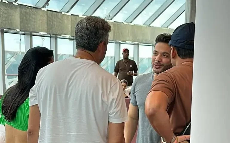 “Vai Arthurzão”! de férias no WS On Board Flórida