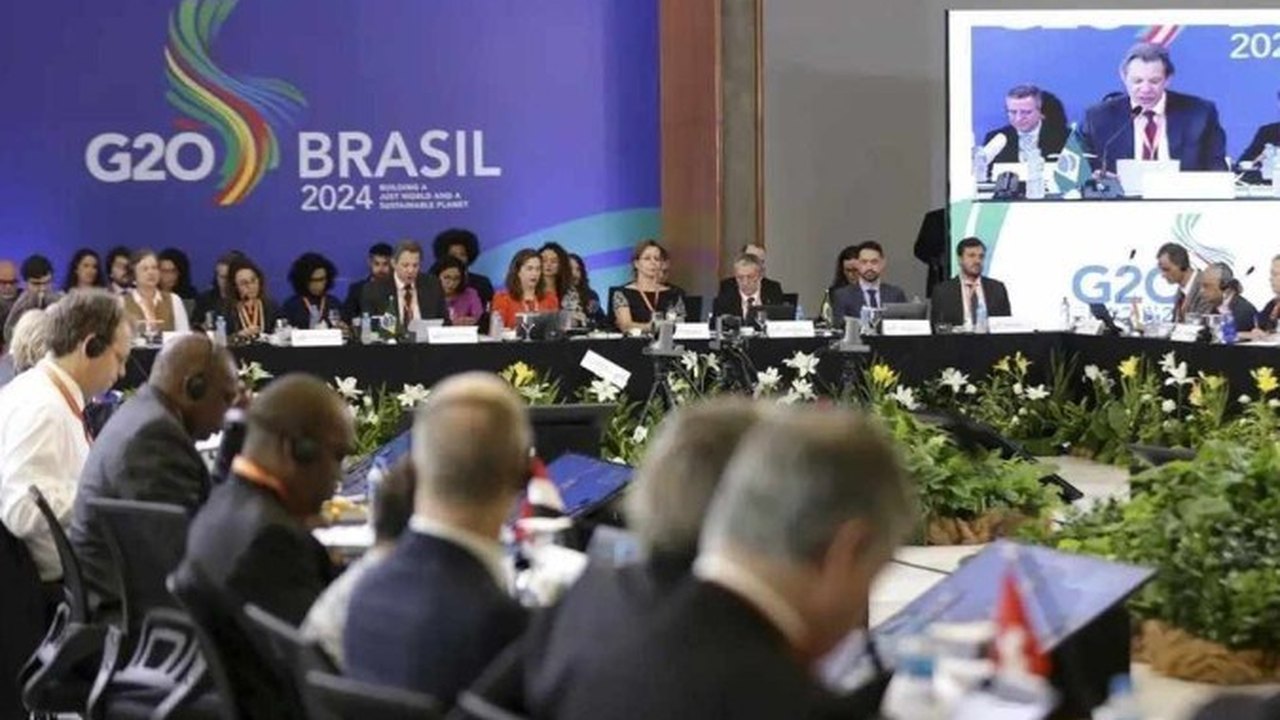 Praticamente todos pediram bilaterais, mas tempo de Lula não é farto, diz Lyrio