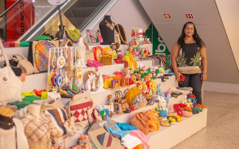 Artesãs celebram independência financeira e oportunidades