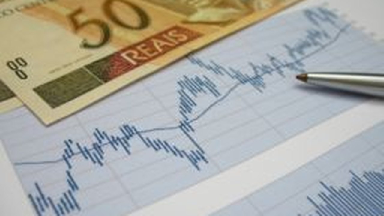 Projeção para inflação em 2015 continua acima da meta e chega a 6,56%, diz Focus