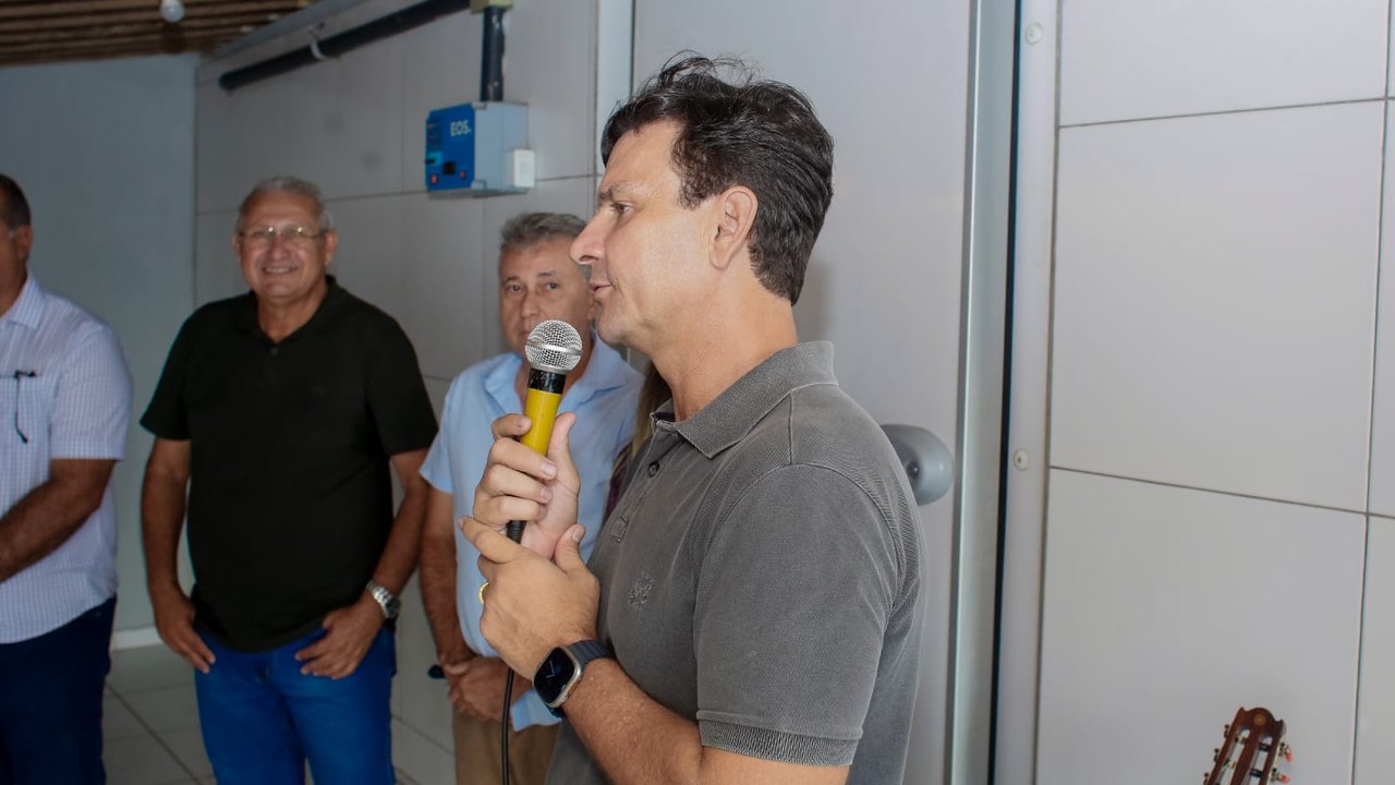 Prefeito de Coruripe reúne agricultores familiares para agradecer parceria e reforçar investimentos na merenda escolar
