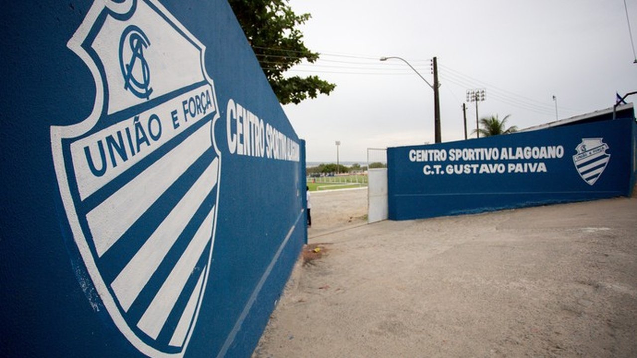 CSA emite nota oficial e tranquiliza torcedor pela denúncia contra Didira