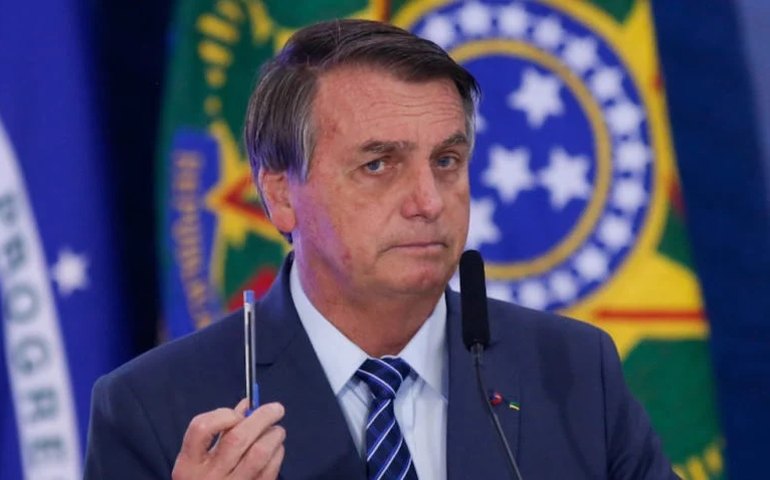 Bolsonaro adia repasse da cultura para 2023, mas não inclui recursos no orçamento