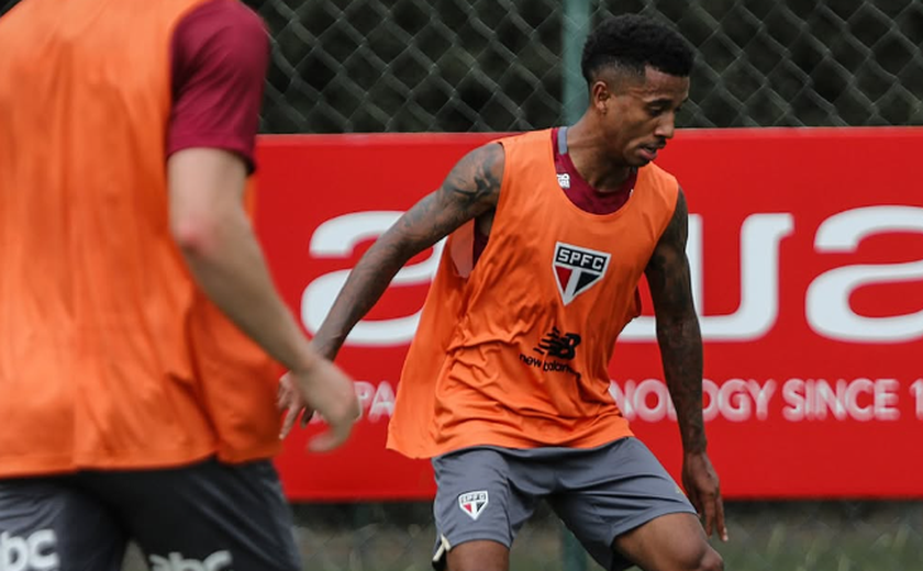 São Paulo finaliza preparação contra o Náutico e deve ter reforço de Lucas na Copa do Brasil