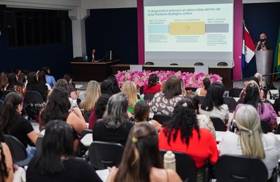 Sesau promove Seminário Estadual de Triagem Neonatal para fortalecer diagnóstico precoce em recém-nascidos