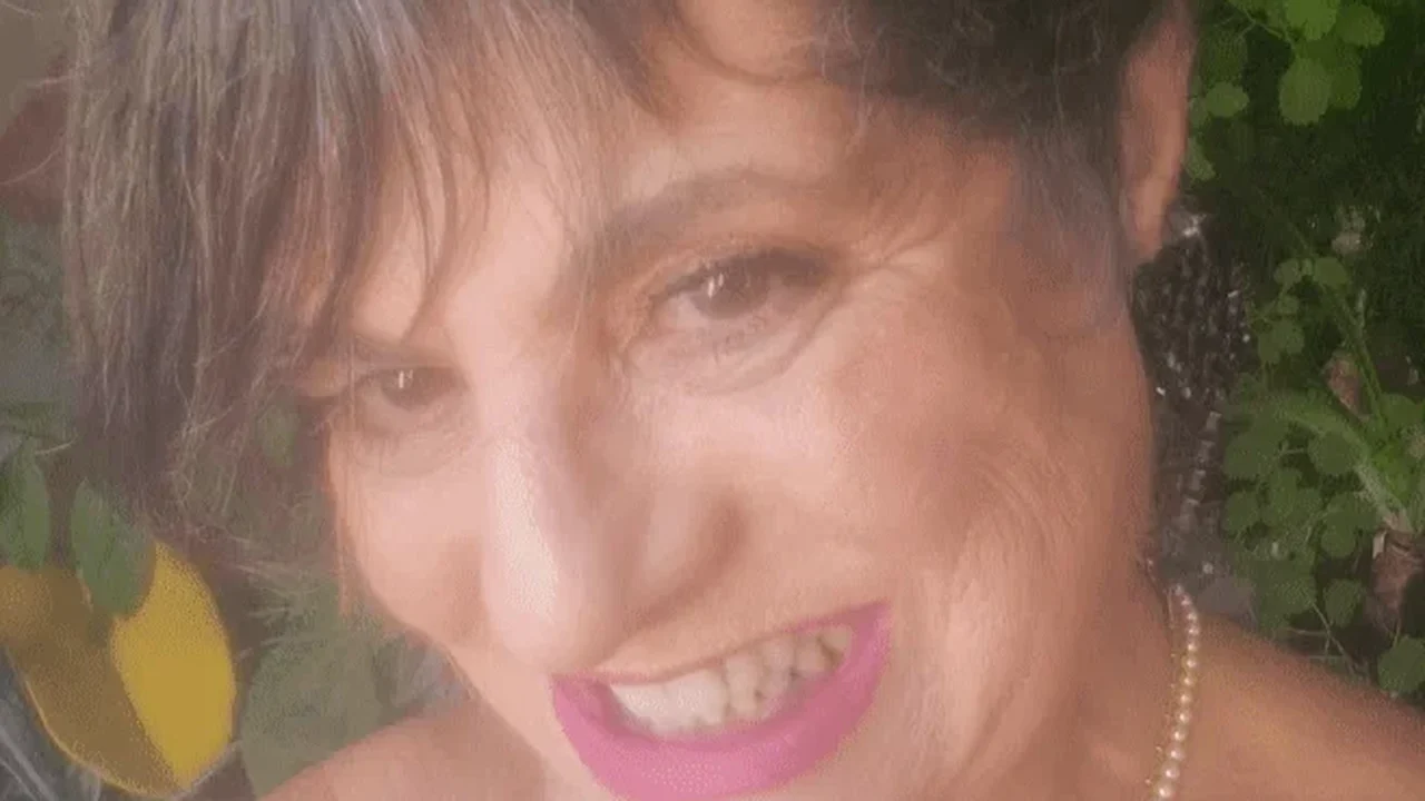 Não sou mãe. Sou filha.