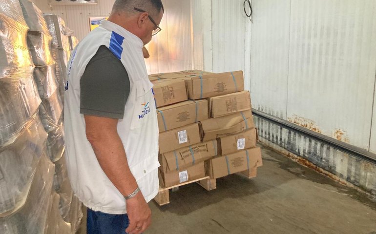 Vigilância Sanitária apreende 1.500 kg de charque impróprios para consumo