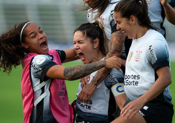 Corinthians derrota Boca e chega à final da Libertadores Feminina