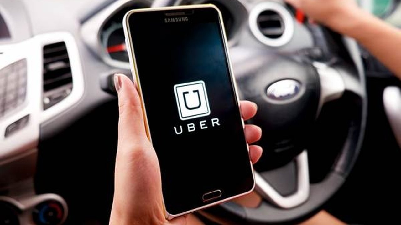 A pedido da Defensoria, juiz garante atividade de motoristas do Uber em Maceió