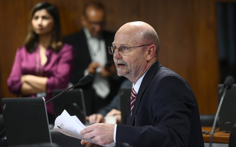 Para Bohn Gass, caso de Serrana prova que negligência de Bolsonaro &#8216;é criminosa&#8217;