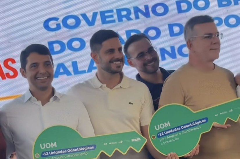 Prefeito Dalminho recebe unidade odontológica móvel do Ministério da Saúde para Belo Monte