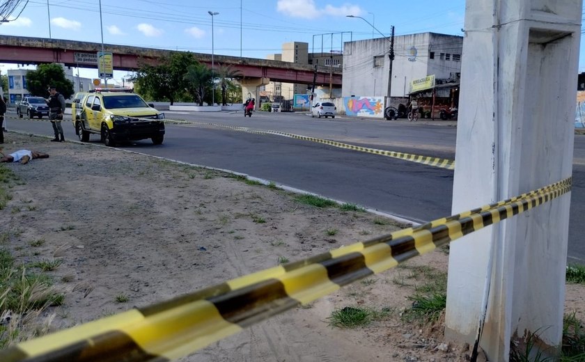 Corpo de homem é encontrado na ladeira ﻿Geraldo Melo