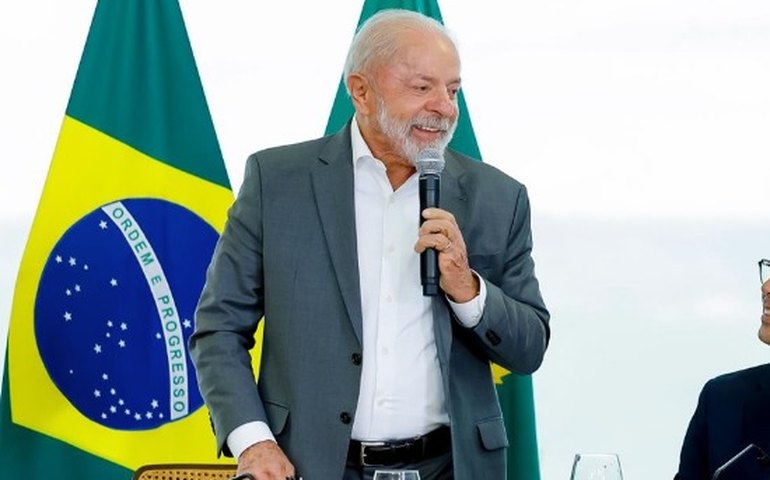 'Não é só cabeça grande, é inteligência', diz Lula sobre desempenho de estudantes cearenses no ITA