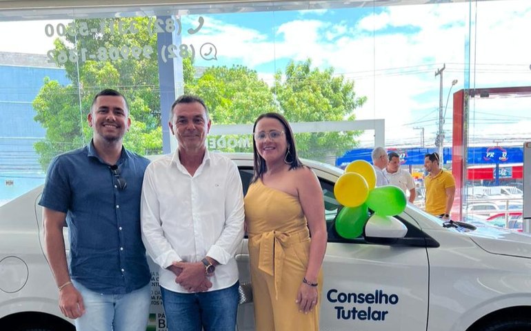 Município de Anadia recebe novo automóvel 0km para o conselho tutelar