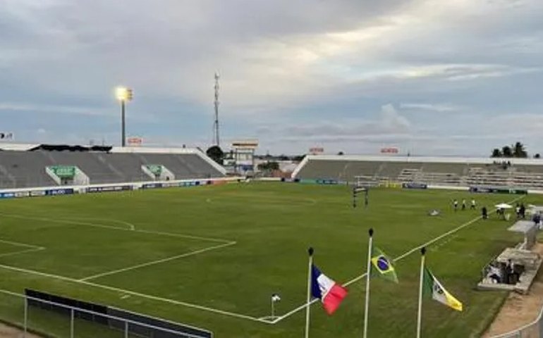 ASA e CSE se enfrentam neste sábado; saiba prováveis escalações e arbitragem