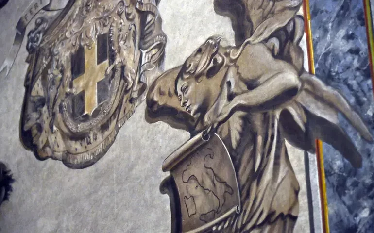 Restauração de afresco gera polêmica na Itália por semelhança com Meloni