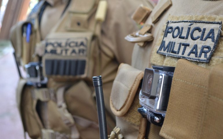 Projeto de lei quer que policiais tenham câmera em uniformes para filmar operações